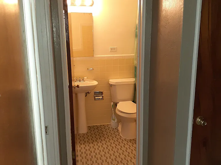 The Franklin Roosevelt Apartments — Photo 16