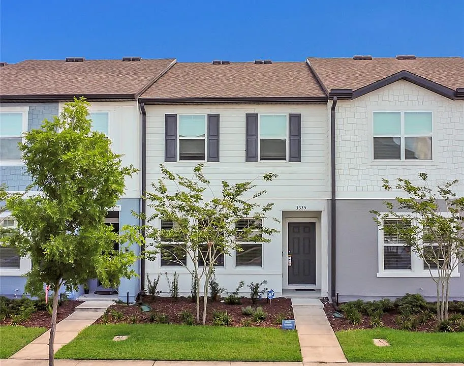 3335 Azolla St