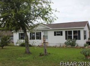 702 E Willow St, Burnet, TX 78611