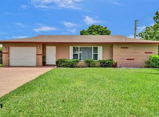 6900 NW 89th Ave, Tamarac, FL 33321