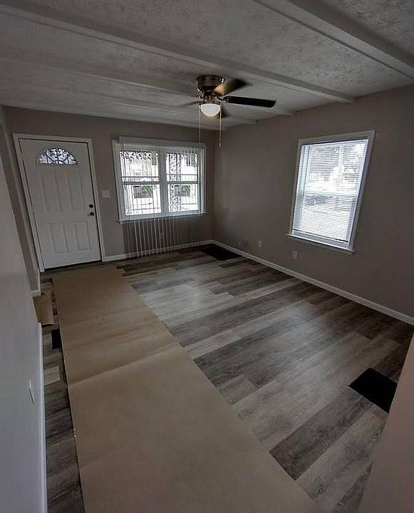 1st image of 1042 E 17th Ave