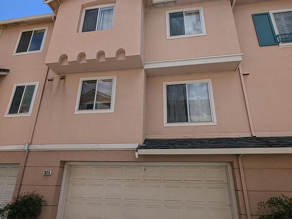 Townhome back & garage