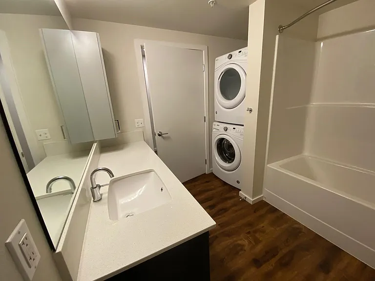 1x1 Open 1 Bedroom