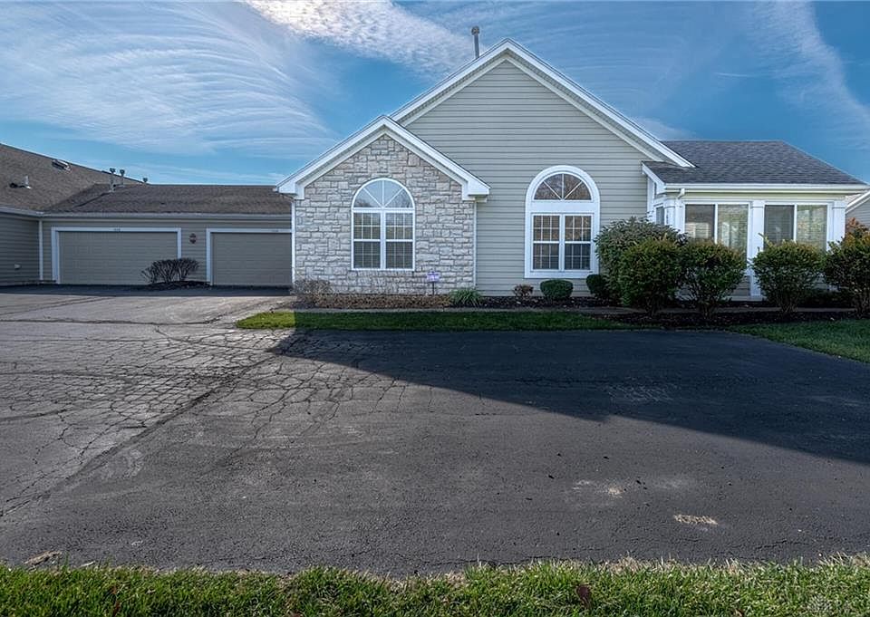 1st image of 1604 Turnberry Village Dr