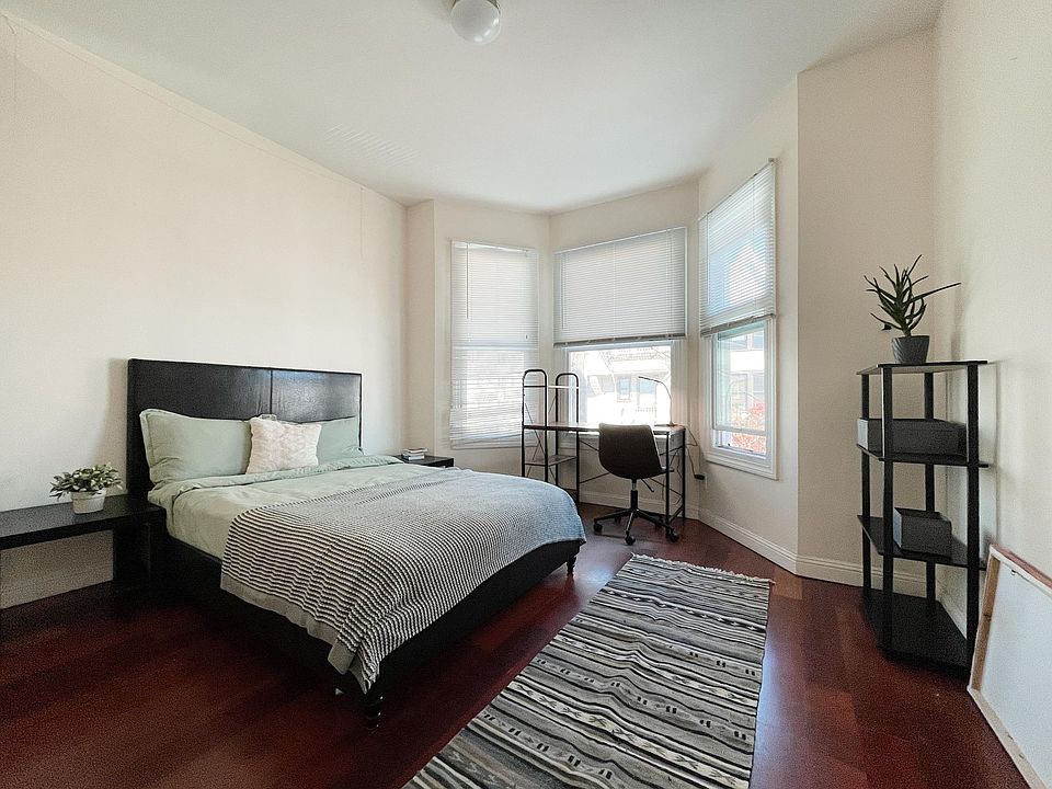 1st image of 1555 Larkin St #23