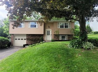 314 Wren Dr, Greensburg, PA 15601