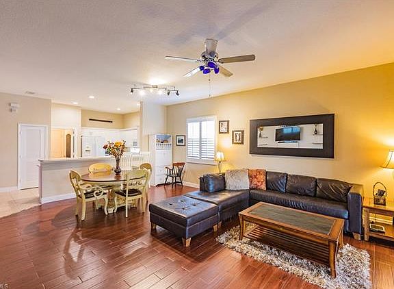 5th image of 2653 Sunset Lake Dr