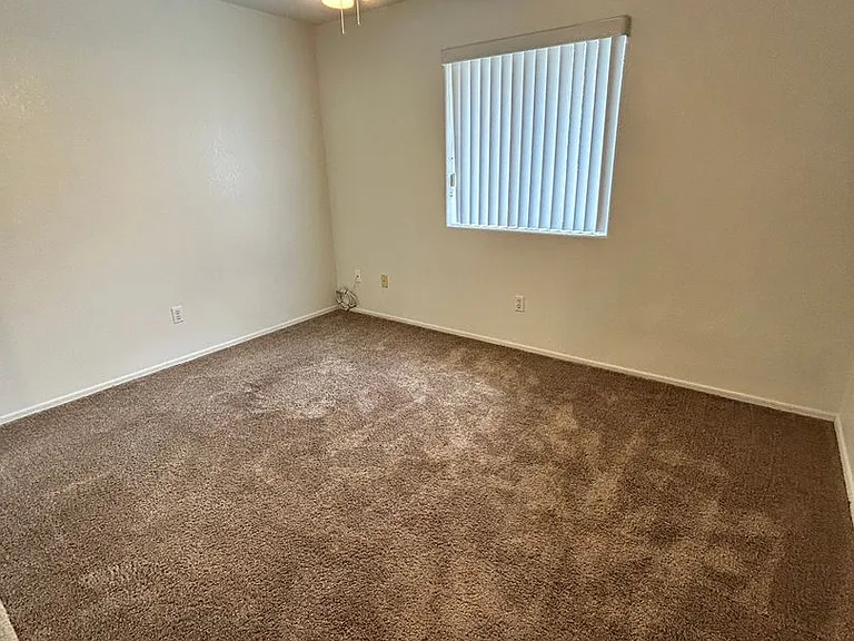 3535 Chemehuevi Blvd — Photo 20