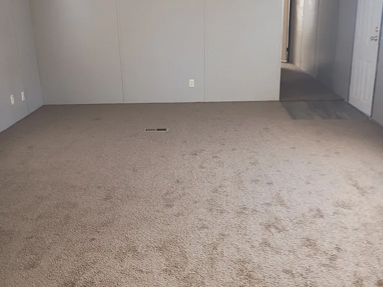 522 Crayton St — Photo 7