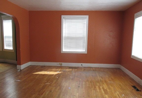 3rd image of 1669 S 52nd St