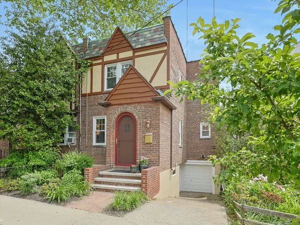 6120 Delafield Avenue image 1 of 16