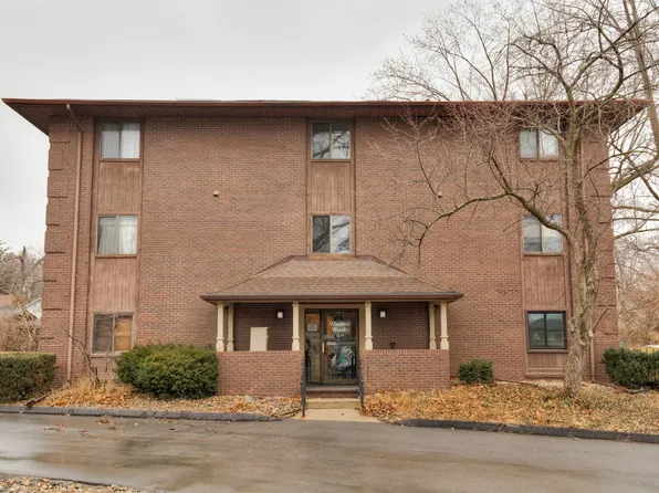 1235 66th St APT 34, Windsor Heights, IA 50324