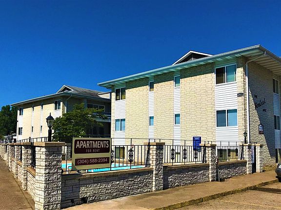 2nd image of 2801 Emerson Ave #2