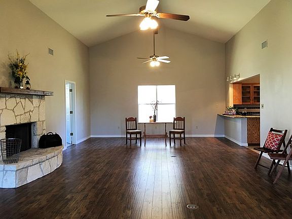 2nd image of 103 Holly Hill Dr