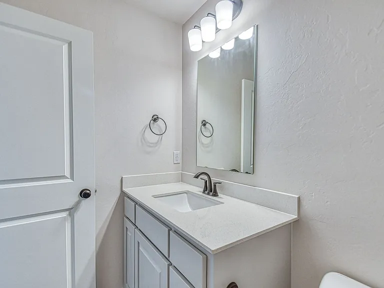 932 Varenna Ct — Photo 19
