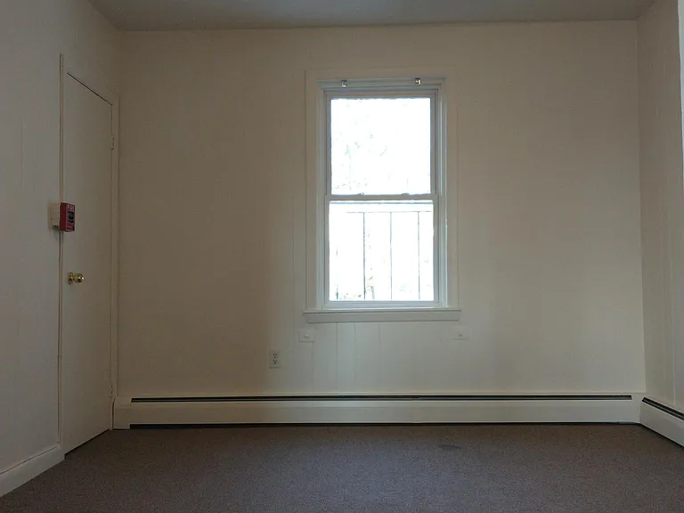 68 Prospect St — Photo 9