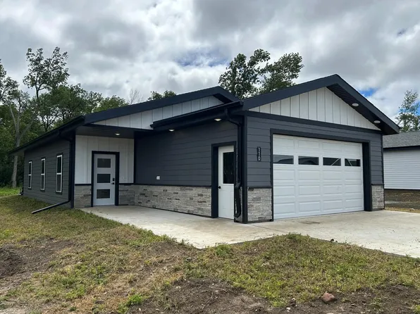 110 Kennebeck Ave, White, SD 57276