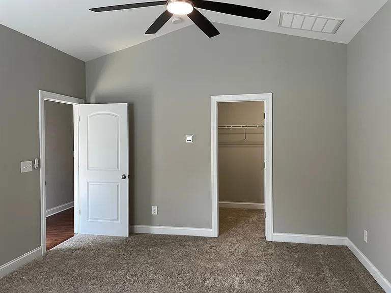 2510 Gallery Dr — Photo 12