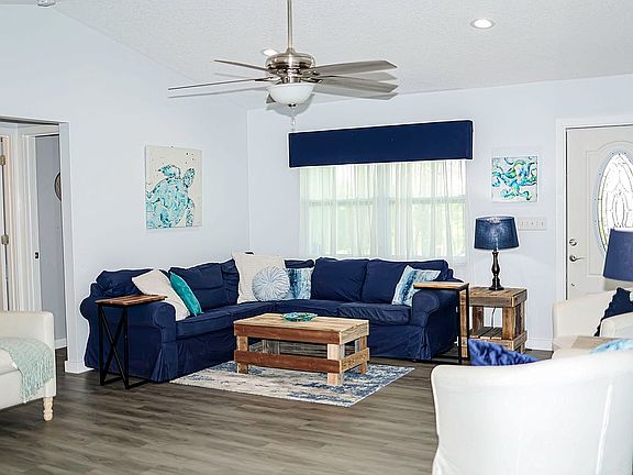 3rd image of 15 Riverfront Dr