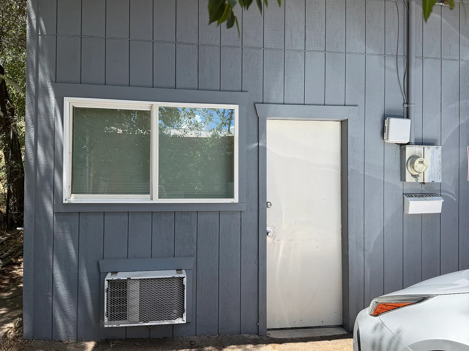 Studio, 300 sqft, $1,100 — Photo 3