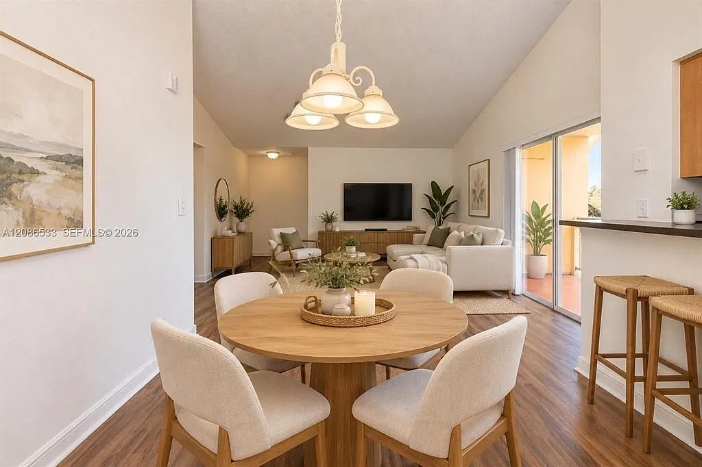 7680 Westwood Dr — Photo 3