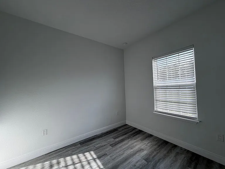 16950 SW 42nd Avenue Rd — Photo 14