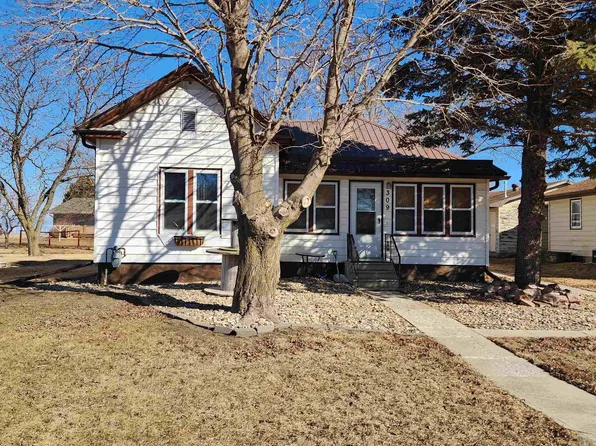 309 Iowa St, Archer, IA 51231