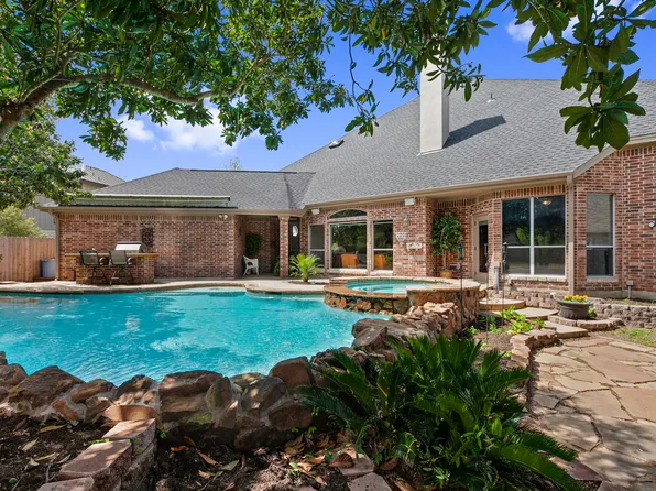 3501 Vanshire Dr, Bee Cave, TX 78738