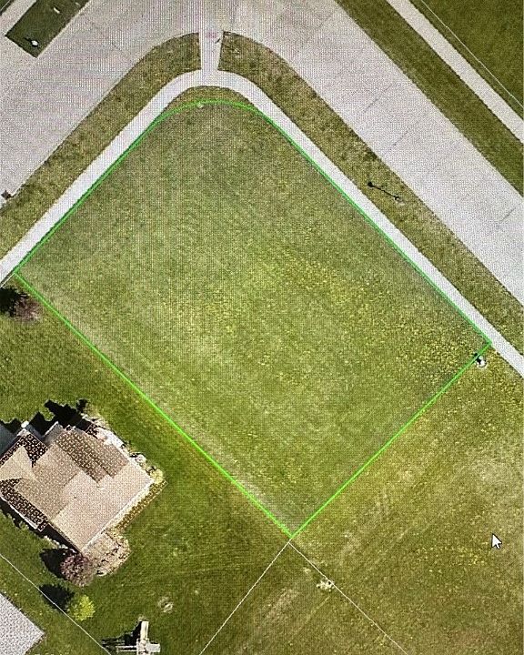 2nd image of 100 Weathervane Dr