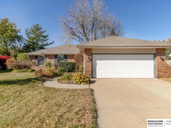 640 S 212th St, Elkhorn, NE 68022