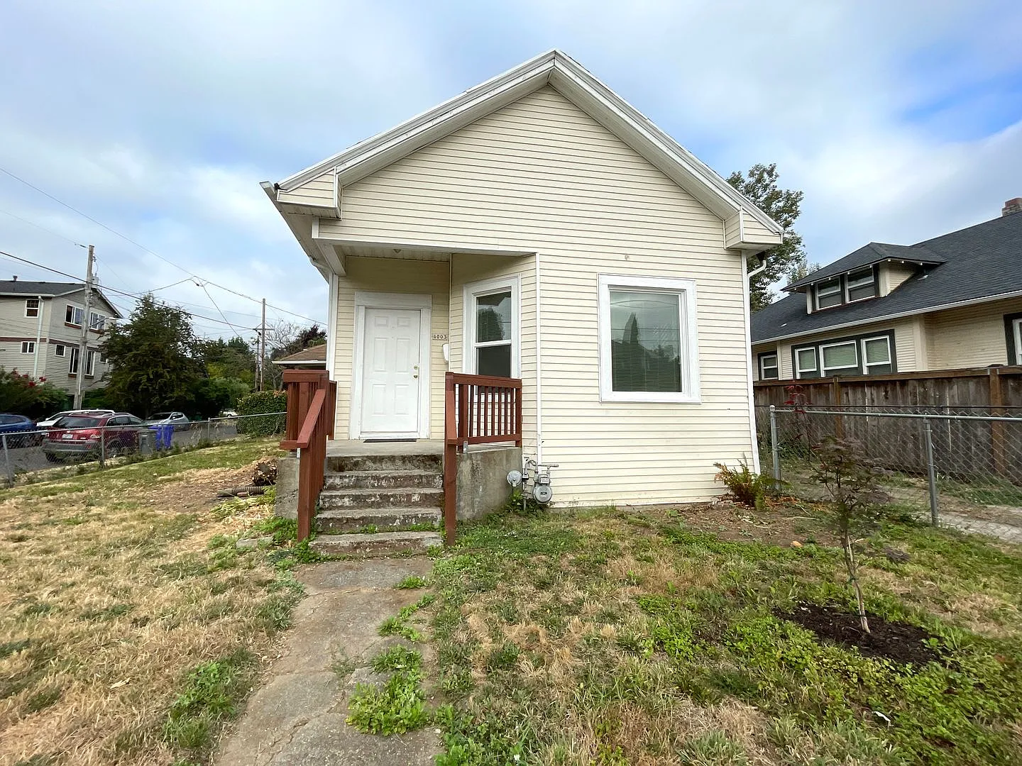 Darling 1905 Home on Corner Lot with Huge Windows, Off-Street Parking, Fenced Yard — Photo 1