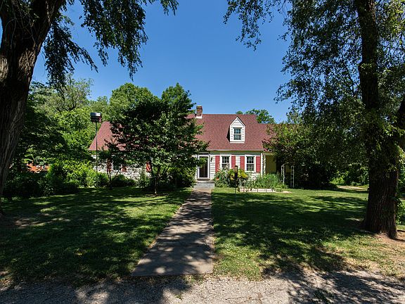 5th image of 3525 Kerry Dr
