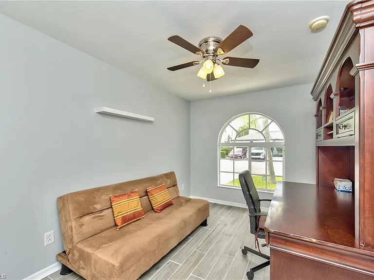 11533 Woodmount Ln — Photo 22