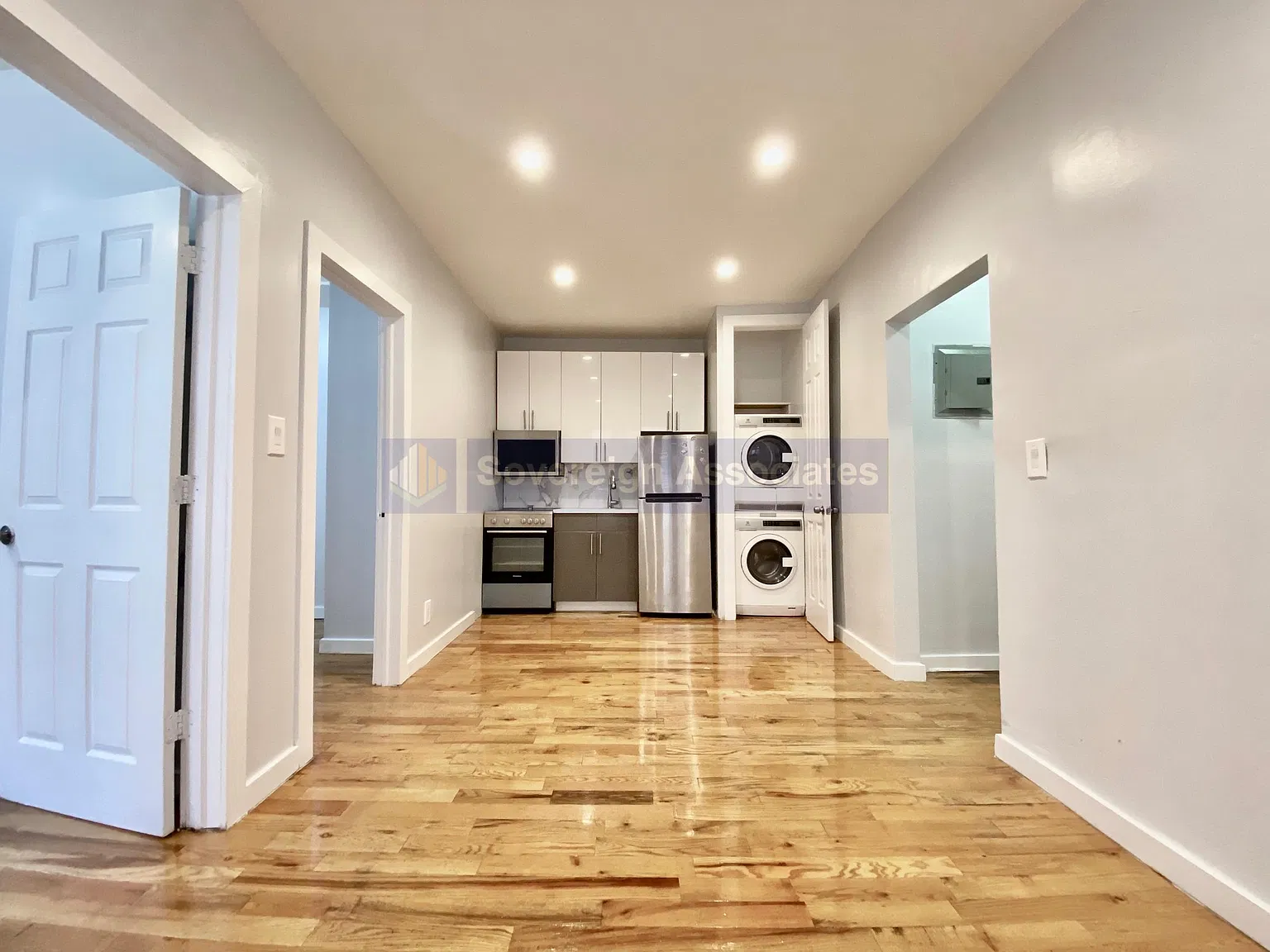 24 Thayer Street — Photo 3