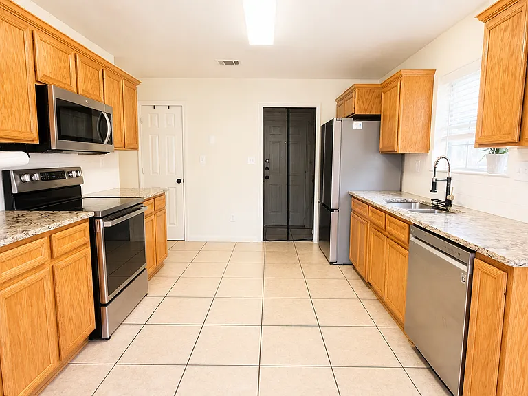 4205 Adolph Ave — Photo 5