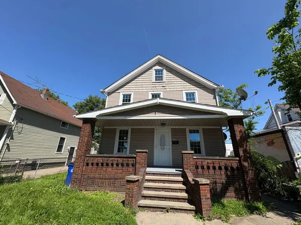 395 E 161st St, Cleveland, OH 44110