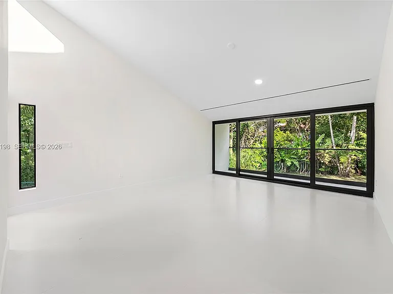 7540 Los Pinos Blvd — Photo 35