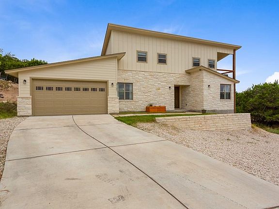 3rd image of 3107 Constitution Dr