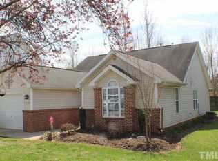 1123 Briarwood Dr, Mebane, NC 27302