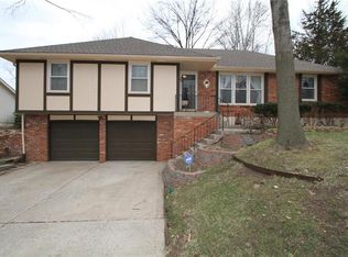 808 NE 96th Ter, Kansas City, MO 64155