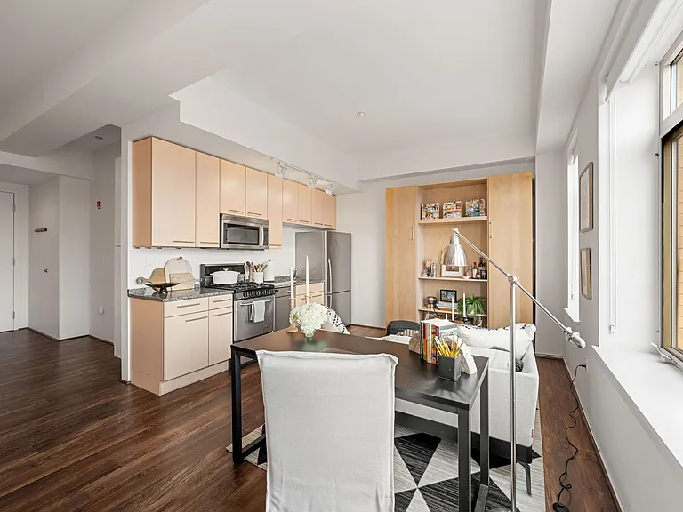 35 Fay St #510 — Photo 2
