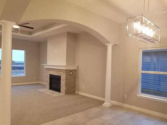 3rd image of 4457 Hayloft Dr
