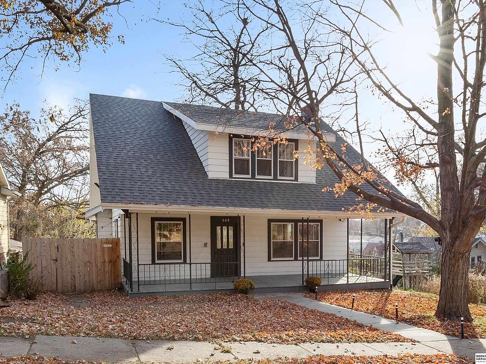 1st image of 509 Avenue B