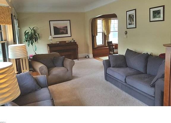 3rd image of 1573 Elmwood Ave