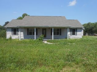 371 Arnold Rd, New Market, AL 35761