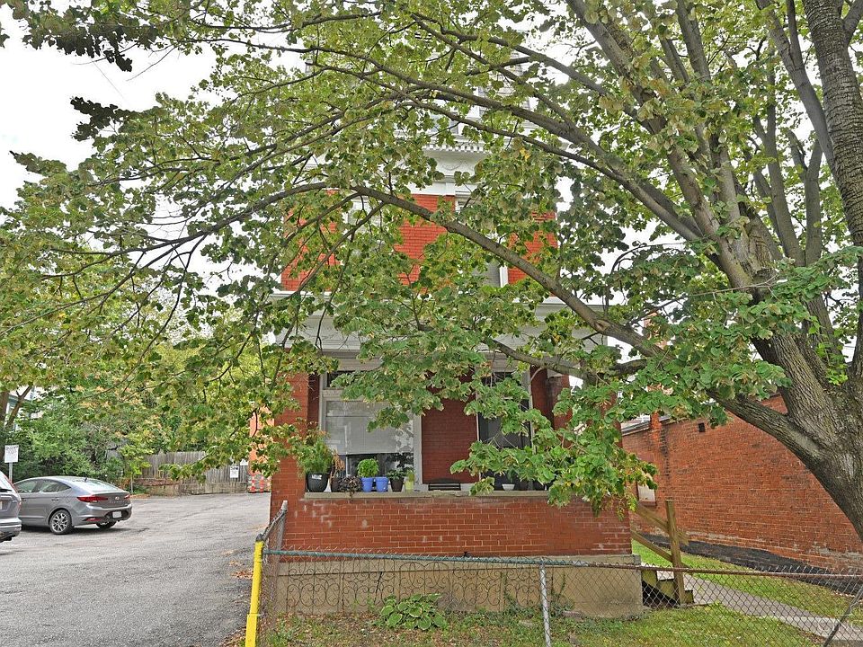 1st image of 2334 W Clifton Ave