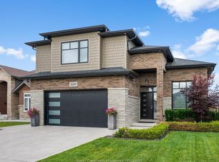 1609 Harrison St, Lasalle, ON N9H0B8