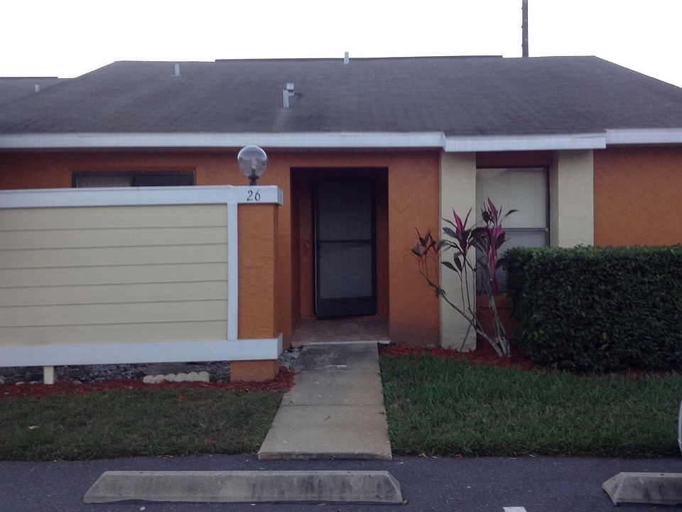 1st image of 26 Silver Park Cir
