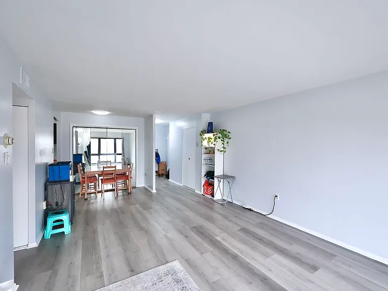7600 Roosevelt Blvd #907 — Photo 19