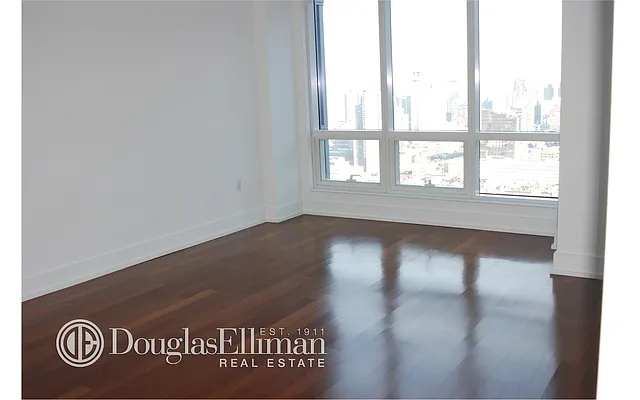 Rented by Douglas Elliman | media 36